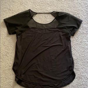 Black lululemon mesh top-size 4